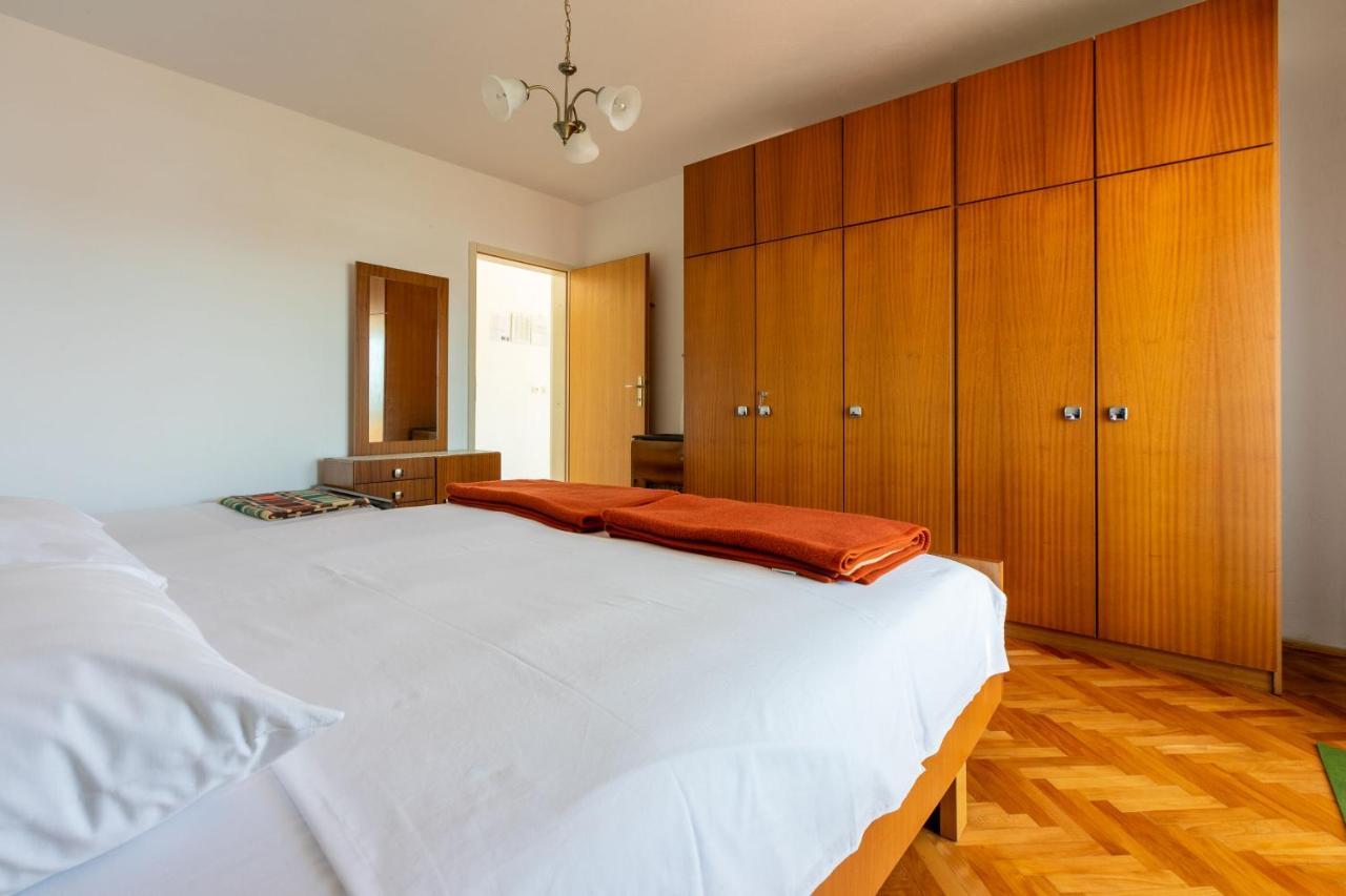 Apartments Mirena Crikvenica Esterno foto