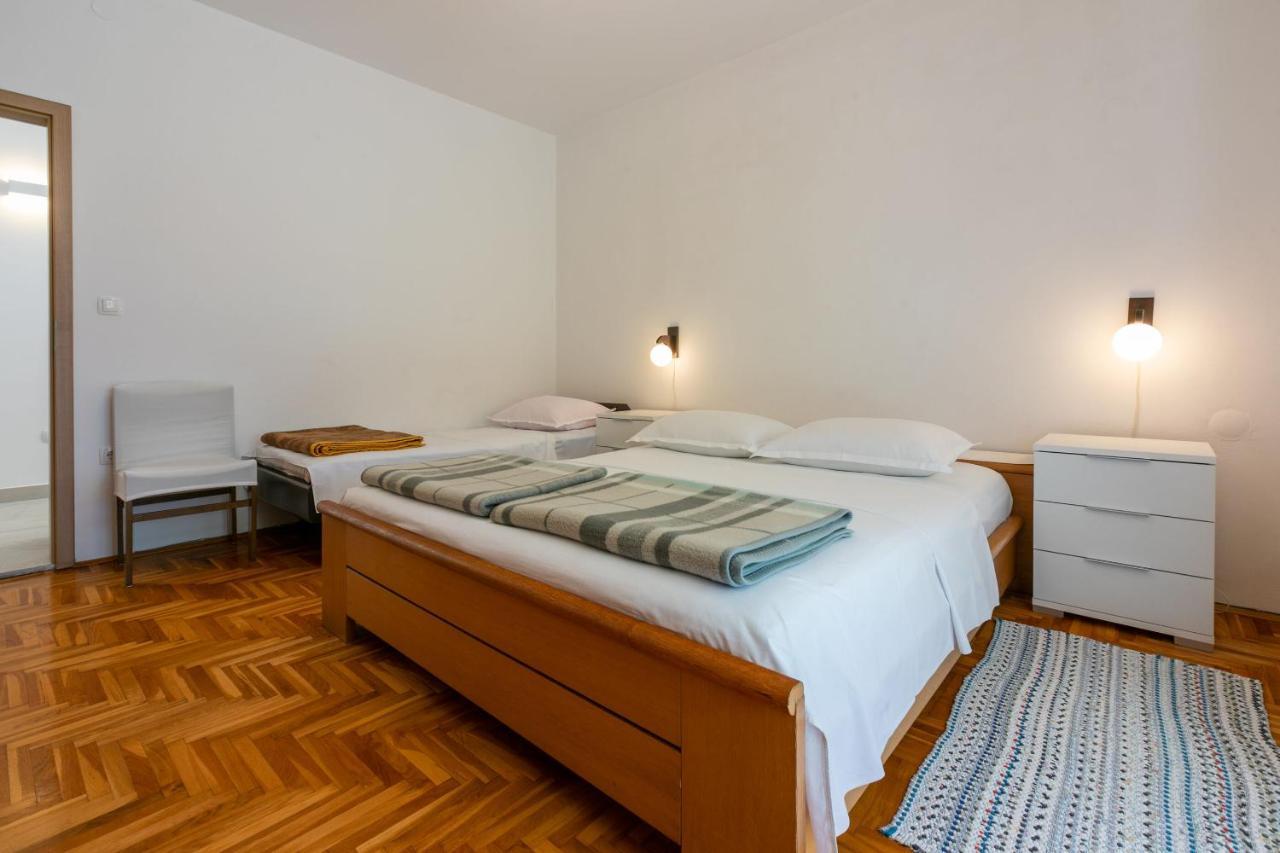 Apartments Mirena Crikvenica Esterno foto